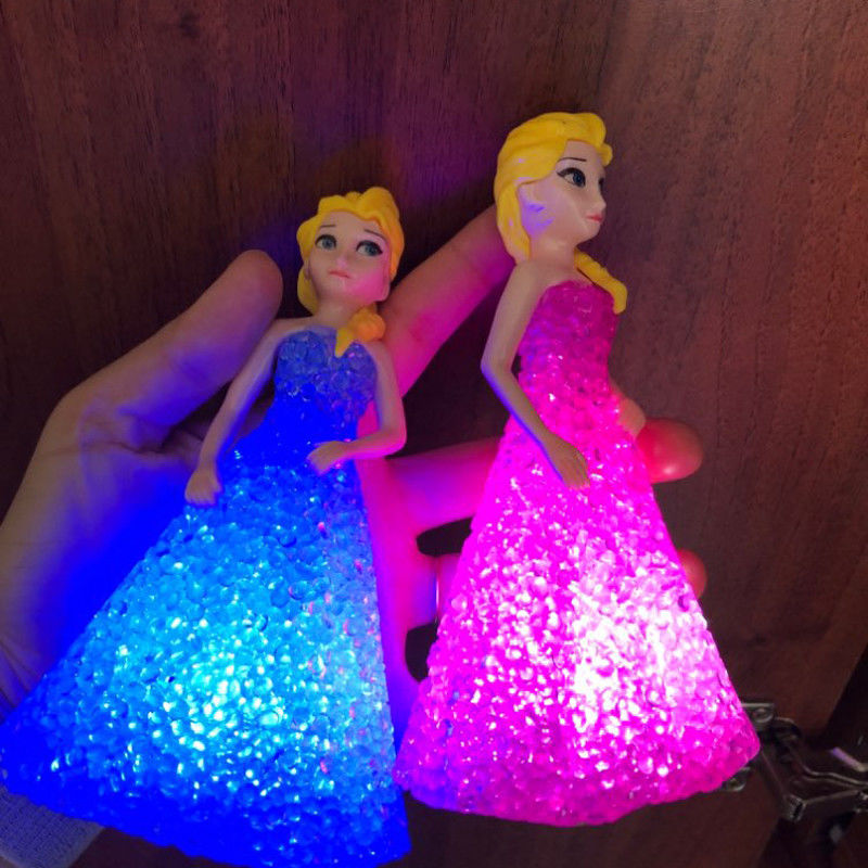 Mini Custom Elsa Anna Sofia LED luci colorate Gradiente cristallina Lampada notturna Princess