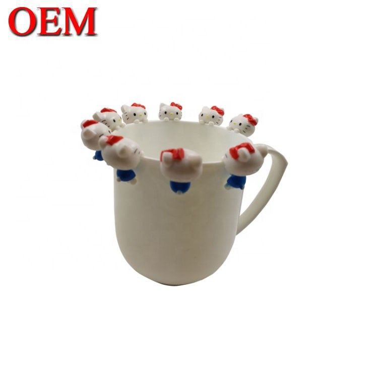 Produttore di giocattoli personalizzati OEM personalizzato Kitty gatto Mini Cup Figure Cartoon giocattoli personalizzati il tuo giocattolo di design