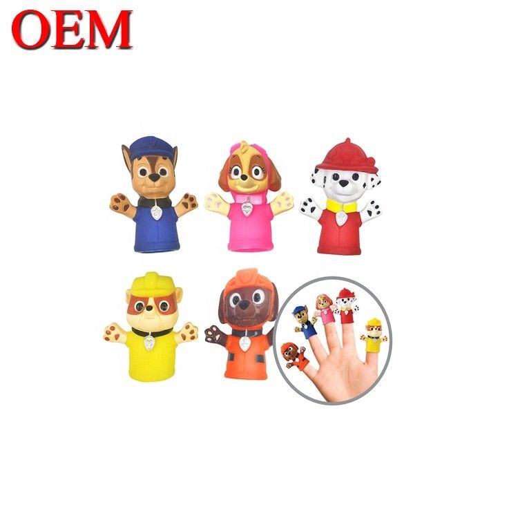 Figure in plastica 3D Finger Puppet Toys OEM Hand Play Toy For Kid Figure in plastica personalizzata