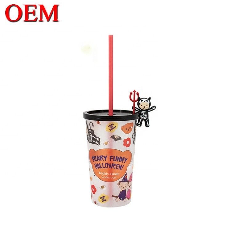Figura personalizzata Coppa di paglia di plastica a doppia parete Coppa d' acqua riutilizzabile OEM Fabbrica di giocattoli di plastica