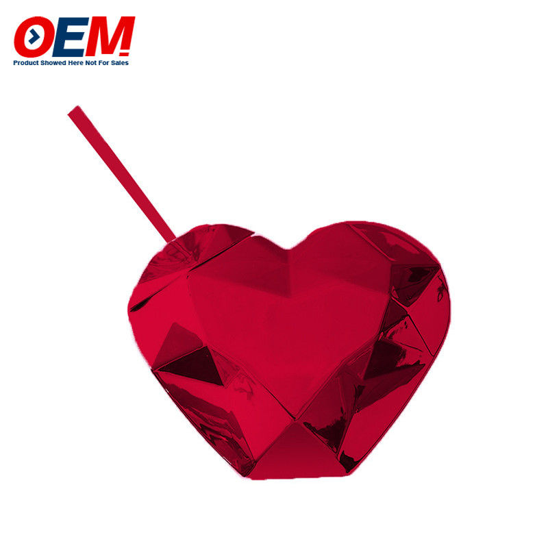 Coppa a doppia parete in PP personalizzata con paglia OEM Sweet Heart 450ml Coppa d'acqua di plastica