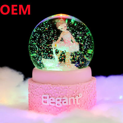 Custom Polyresin Princess Light Up Water Globe Princess Snow Globe Con Music Box