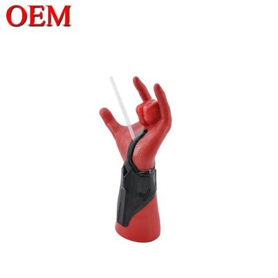 Custom Spider-Man Modello 3D Bottiglia OEM Forma del personaggio Coppa di paglia Fabbrica di coppe ABS 50oz